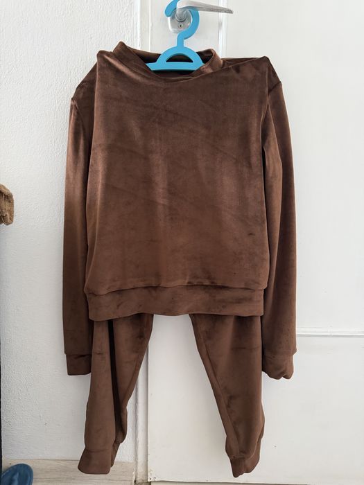 dres sportowy w kolorze brązowym, komplet (bluza + spodnie)