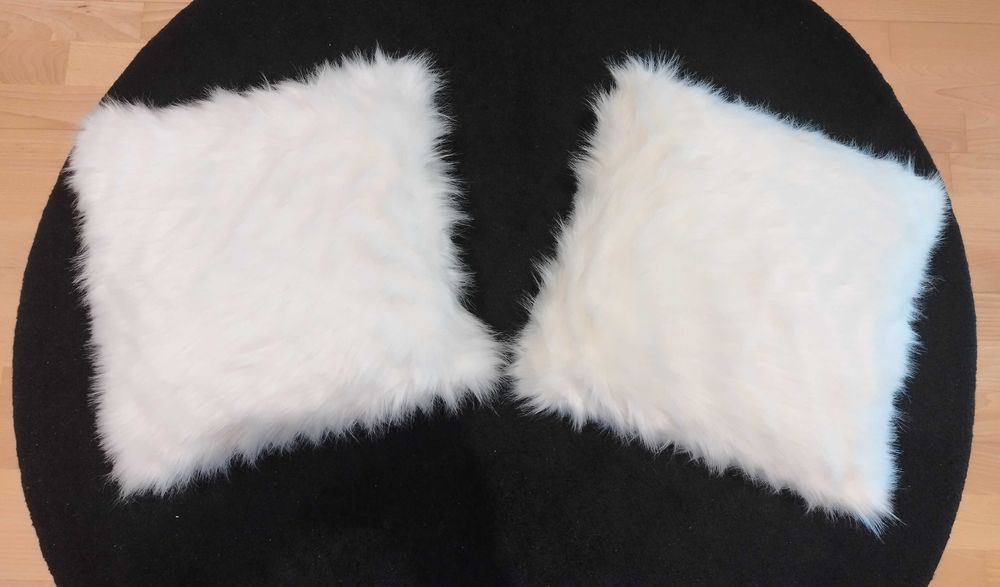 Almofada Decorativa de Pêlo Branco