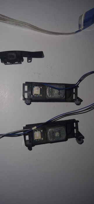 Динаміки колонки від телевізора LG 32LH570U