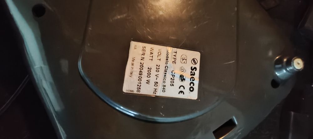 Ferro de passar... a vapor "Saeco"
