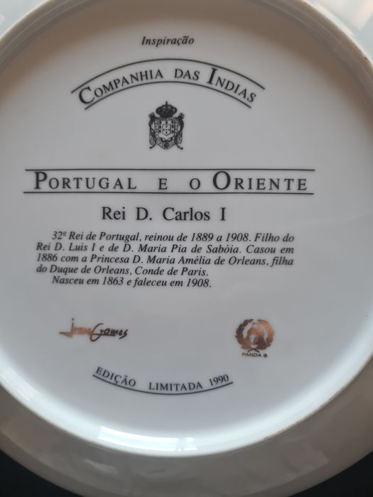 Prato brasonado de colecção