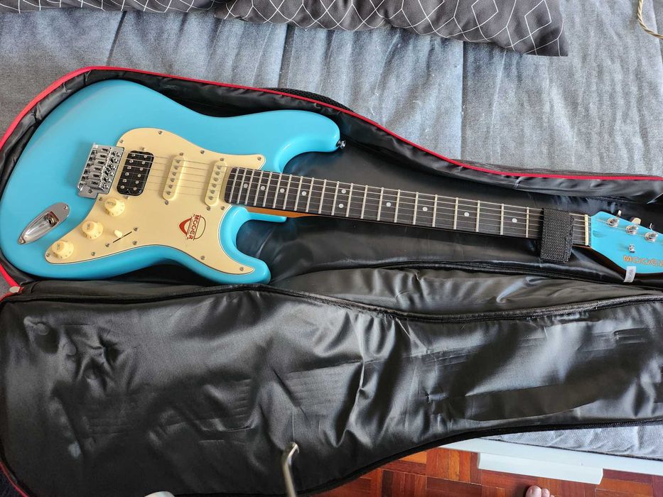 Guitarra Eléctrica Mooer Nova