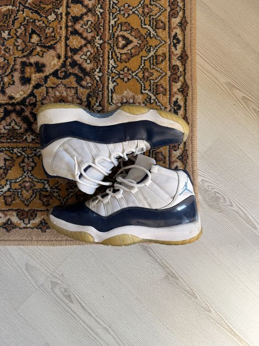 nike jordan 11 42 size