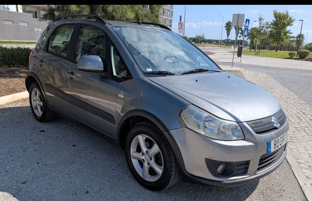 Suzuki SX4 — fotografia 2