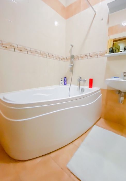 Свободна!Квартира посуточно 2 мин метро Черниговская,Дарница,Левобереж