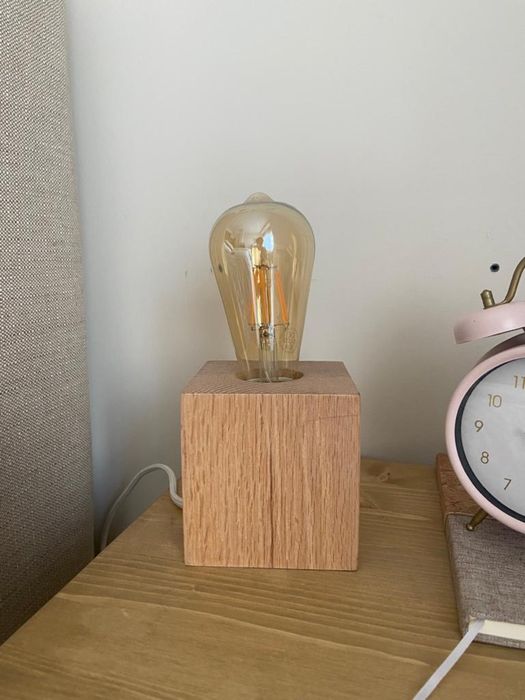 2 Candeeiros de Cabeceira em excelente estado