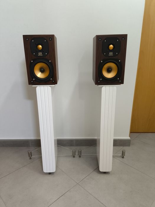 suportes Q acoustics concept 20