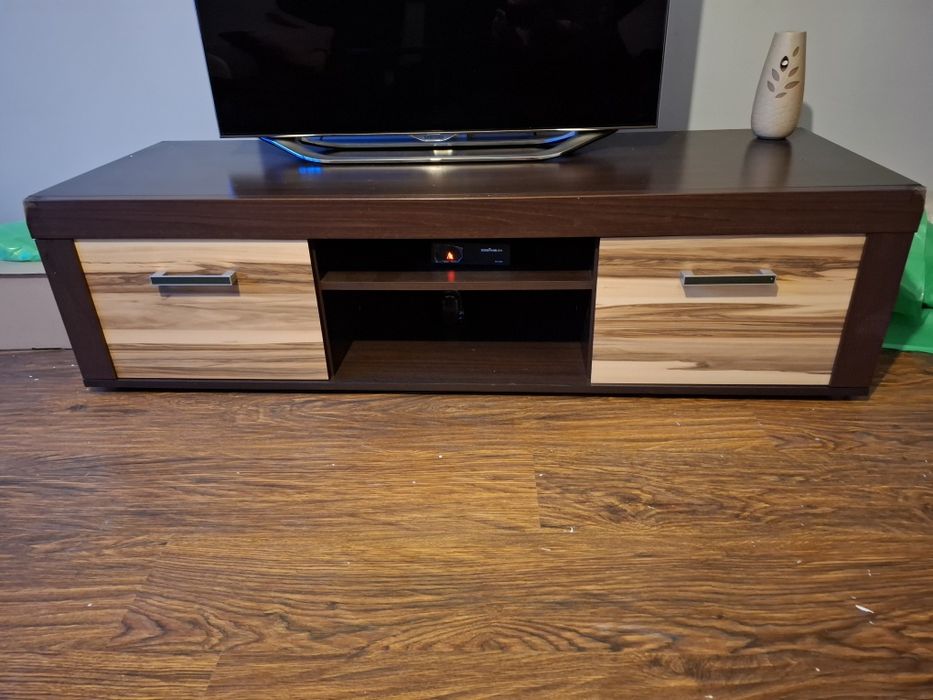 Sprzedam komodę i witrynę