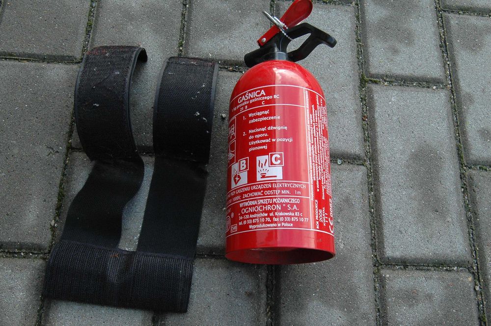 gaśnica ogniochron 1kg z mocowaniem na rzepy