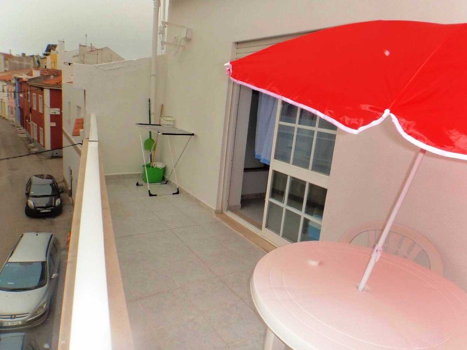 Apartamento T1 - Arrendamento semana em Peniche - Disponível até última semana Julho