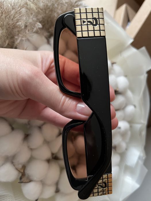 Очки солнцезащитные guess