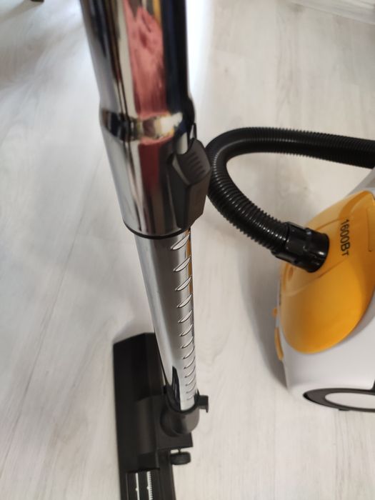 Пилосос VICO, 1600 Bт