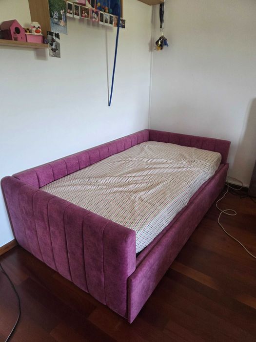 Cama estofada juvenil