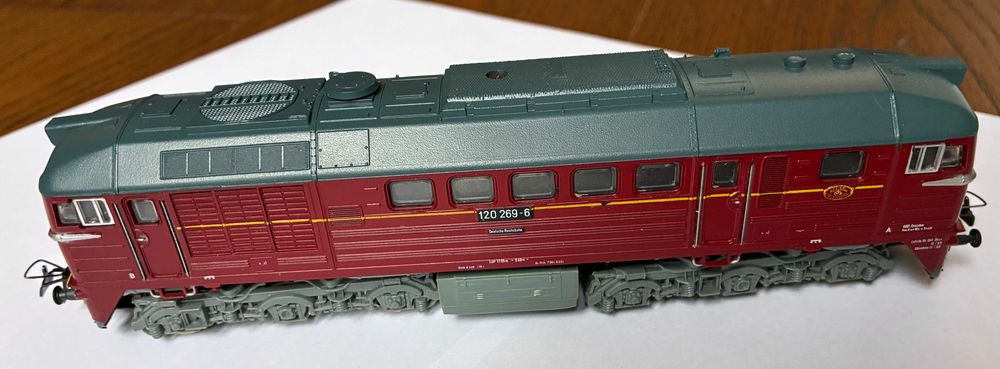 PIKO BR 120 DR H0 1:87 – sprawna, światła, oryginalne pudełko