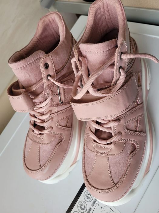 Buty damskie Snakersy rozmiar 41 marka Catwalk jak Buffalo