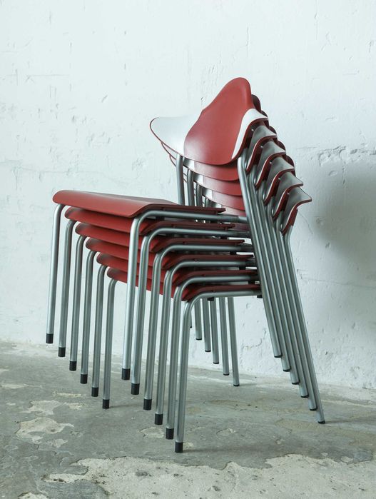 Krzesła drabert vintage design ratro czerwone metalowe białe