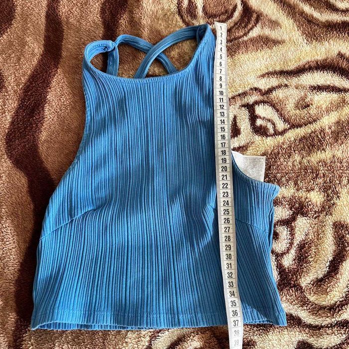 Гарний костюмчик на дівчинку