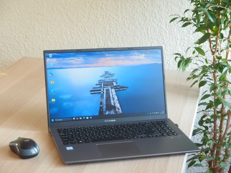 Win11 ASUS VivoBook IPS FHD X512FA-R564FA 480GB SSD 8GB RAM i5-8265U