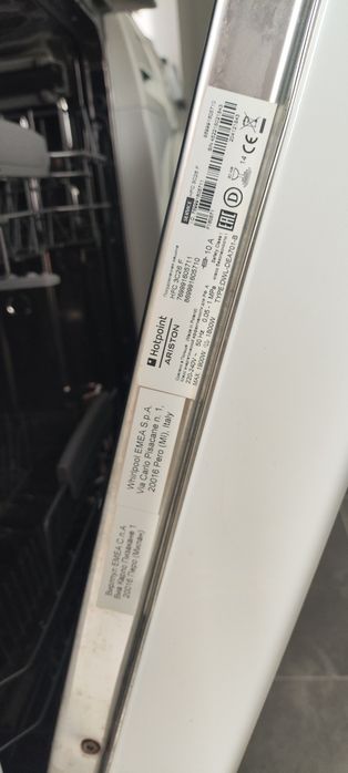 Maquina loiça Ariston Hotpoint
