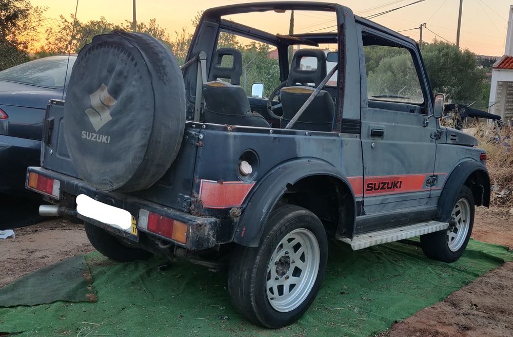 Suzuki SJ410 Santana Samurai