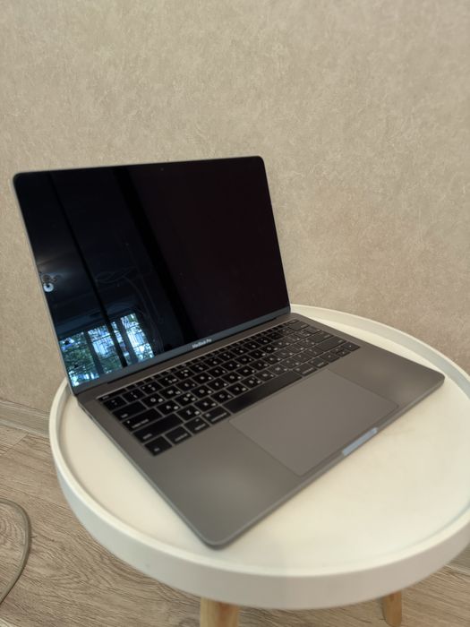 MacBook Pro A1708