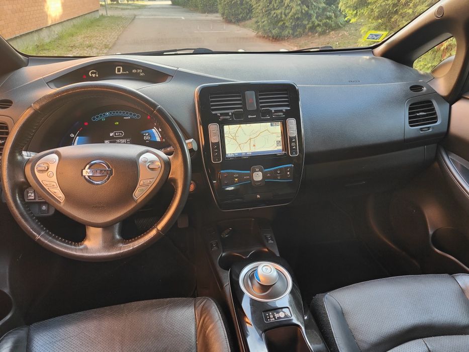 Nissan Leaf tekna 24kw 100% elétrico