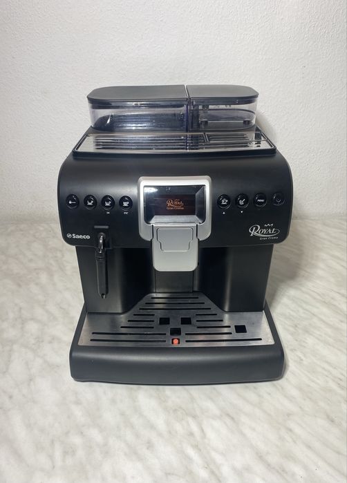Кавомашина Saeco Royal.