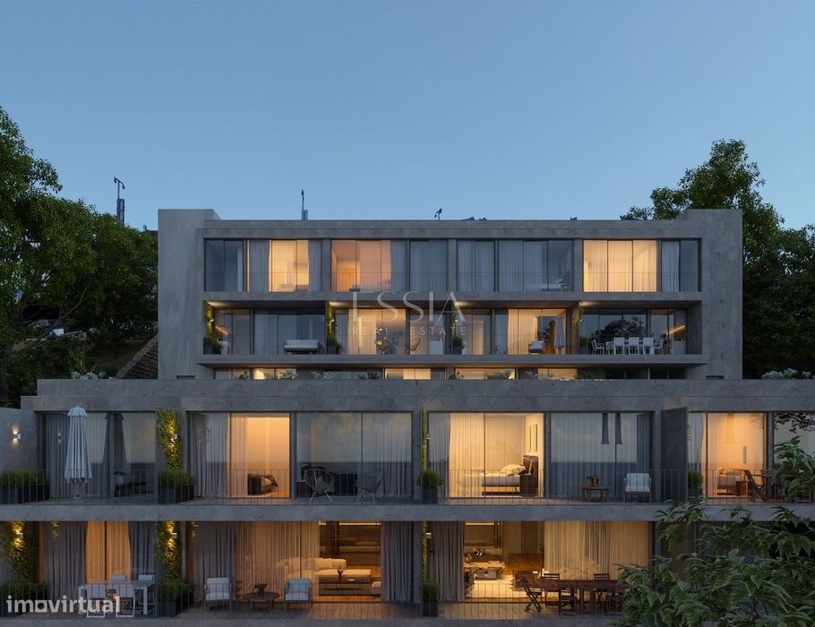 Apartamento T2 com Varanda e Garagem no Douro 39