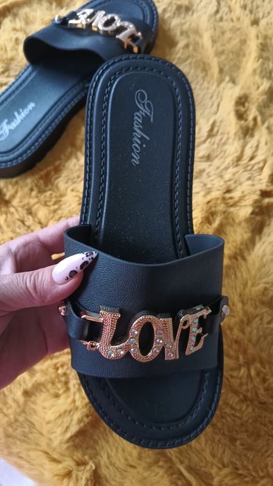 Klapki love piękne
