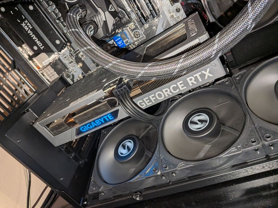 Desktop gaming potente RTX4070