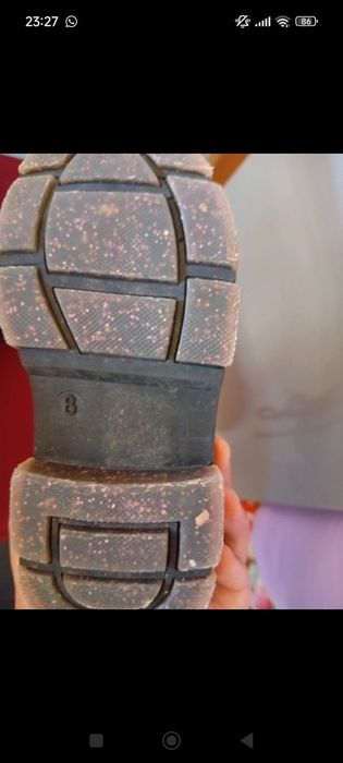 Botins pretos para criança