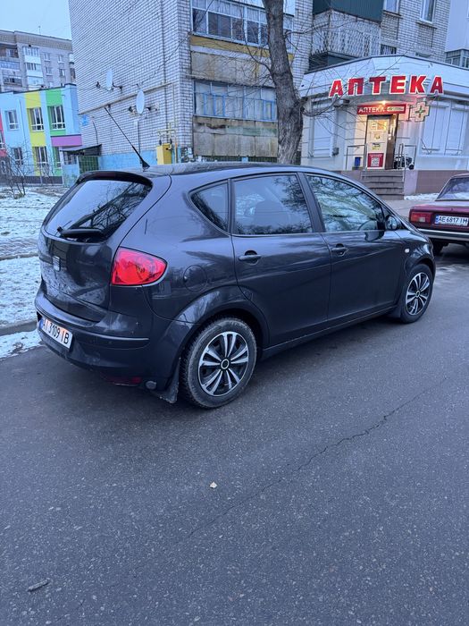 Продам авто SEAT ALTEA 1.6 газ/бензин