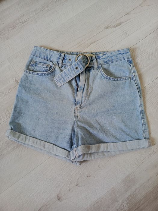 Spodenki jeansowe