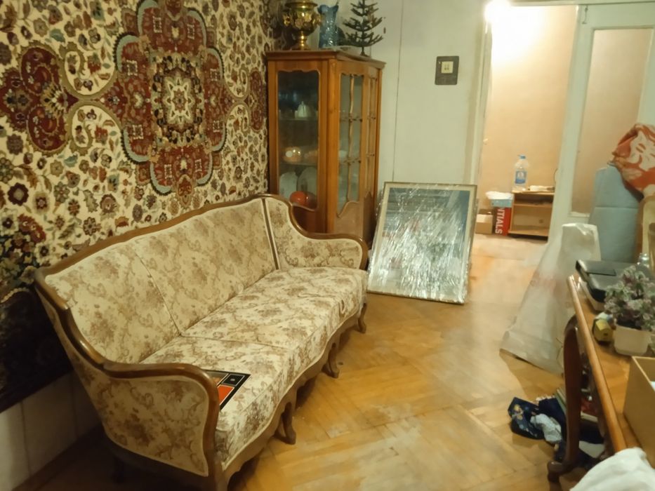 Гарнітур столовий 1977року Борокко, Румунський