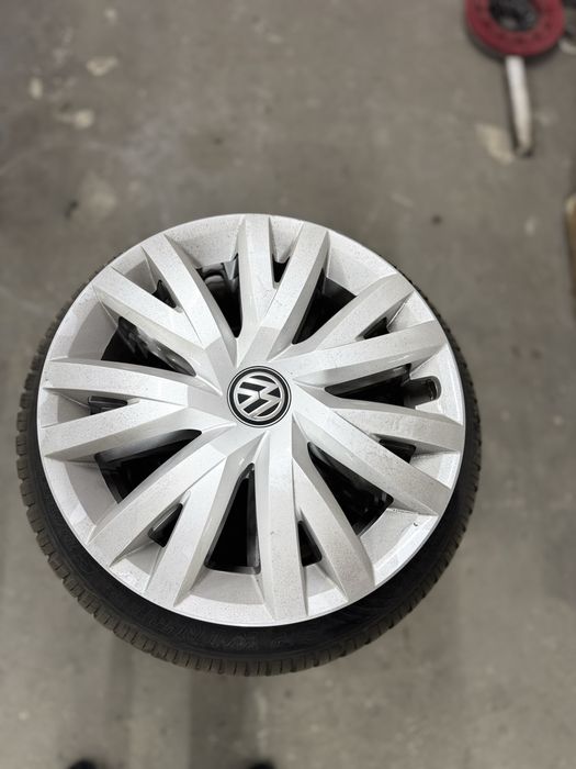 Комплект коліс диски шини ковпаки VW R16 Golf