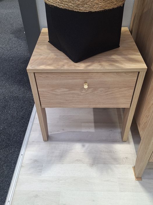 Stolik nocny Cozy Lenart