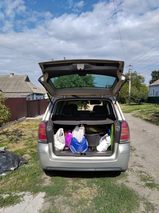 Опель зафіра б 1.9 дизель