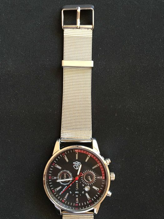 Quartz fashion watches