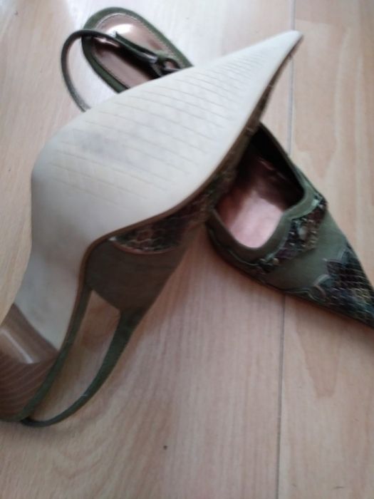 Buty nowe atrakcyjne zielone