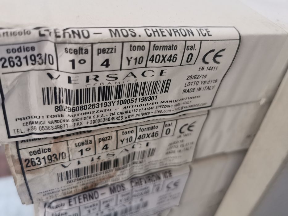 VERSACE Eterno Mosaico Chevron Ice