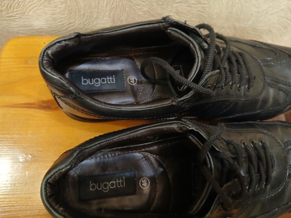 Шкіряні туфлі Bugatti, чорні. 46р