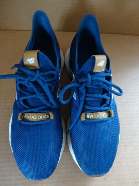 Buty NEW BALANCE FRESH FOAM ROAV BACKPACK roz 44 Bieganie Sportowe Męs