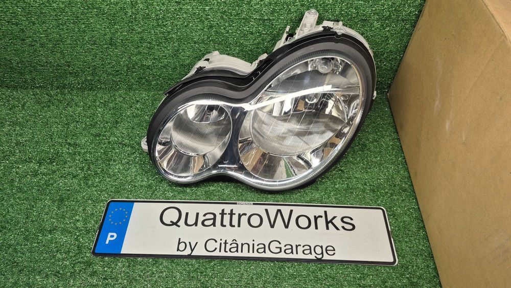 Otica Farol Esquerdo Mercedes Classe C W203 S203 2003 a 2007 Ref. 440-1141L-LD-EM NOVO DEPO
