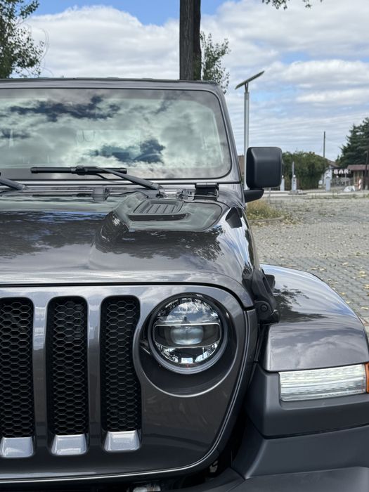 Jeep Sahara 2.0 270KM na GWARANCJI