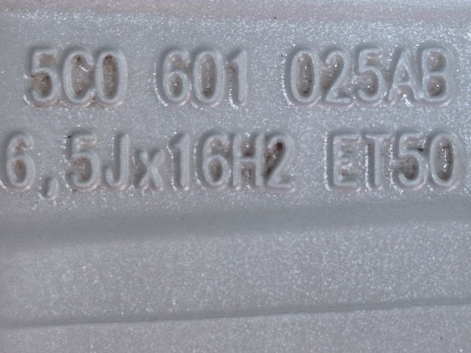 Продам комп.оригин.дисків VOLKSWAGEN  R16 5x112
