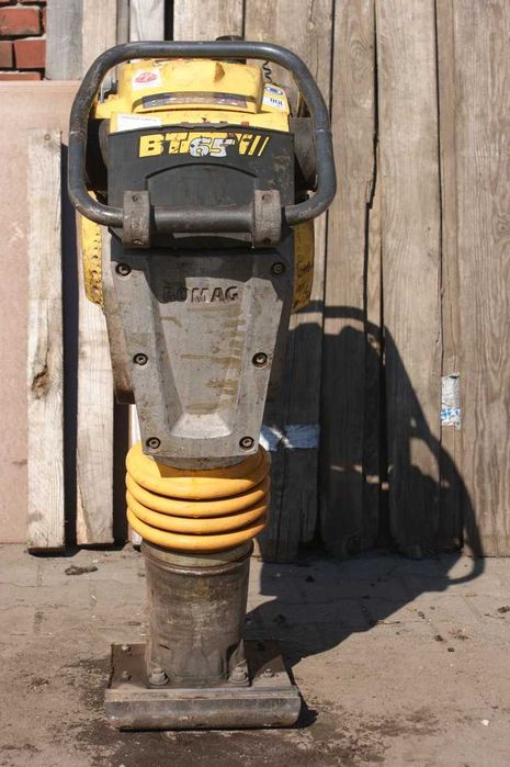 4x Skoczek Bomag BT 65 waga 68kg 2017 rok Ammann Wacker Bobcat