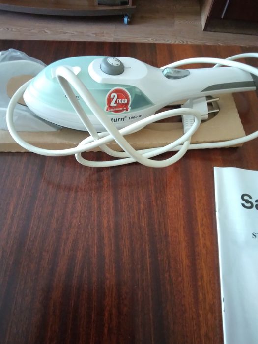 Паровой утюг  SATURN