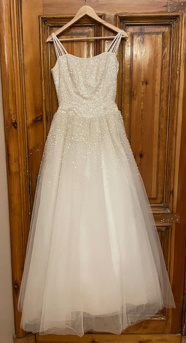 Piękna klasyczna suknia ślubna