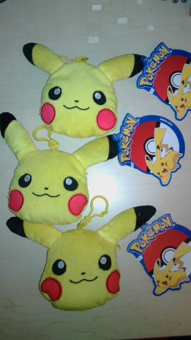 2 Peluches Chaveiro/Porta Moedas Pokémon do Picatchu NOVO !