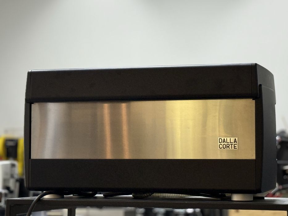 Професійка кавомашина Della corte evo 2